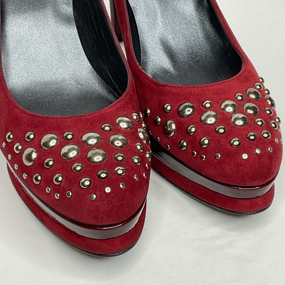 Stuart Weitzman Studded Heels - Picture 3 of 7